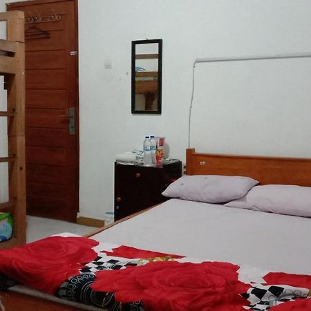 Hotel Jiddan Syariah Redpartner Lembang Zewnętrze zdjęcie